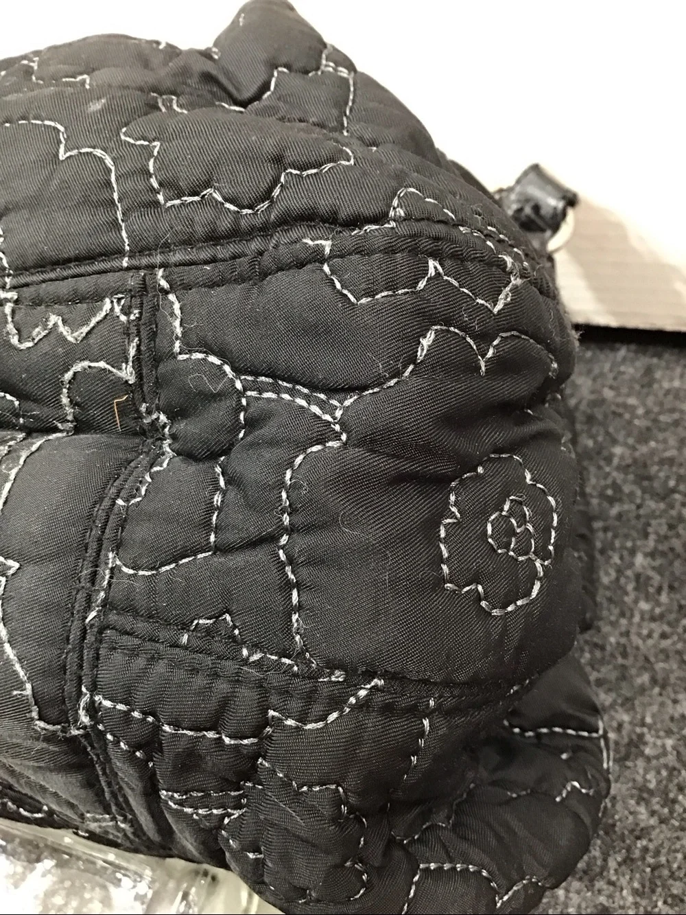 Thirty One quilted 5th Ave poppy hobo shoulder bag